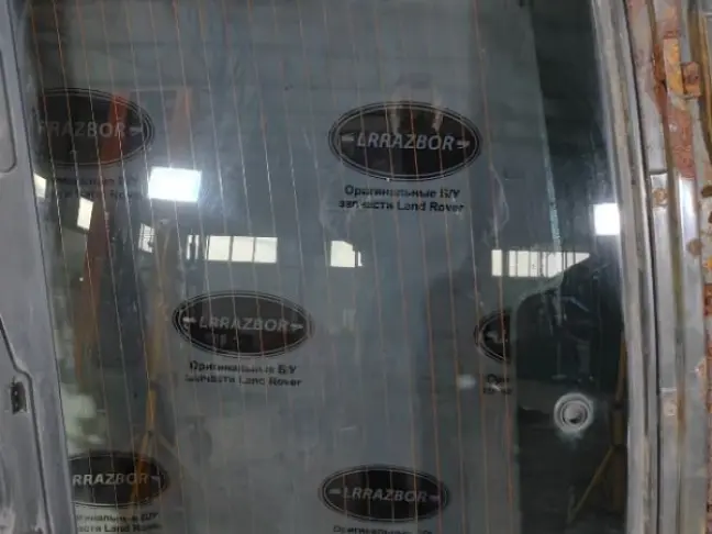 Стекло крышки багажника Range Rover Sport L320