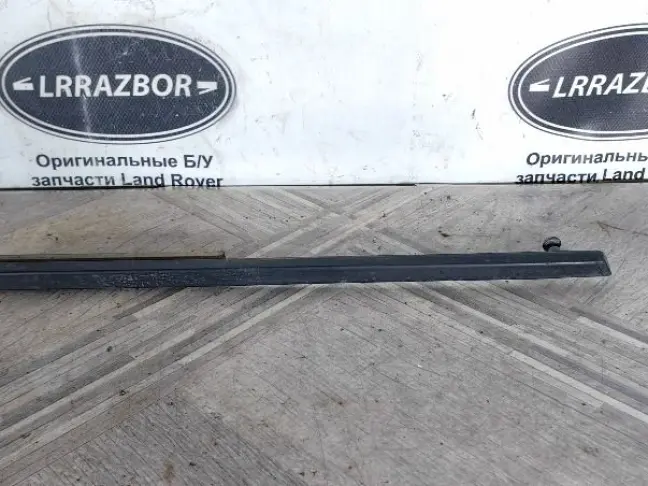 Молдинг стекла переднего правого Range  Sport L320
