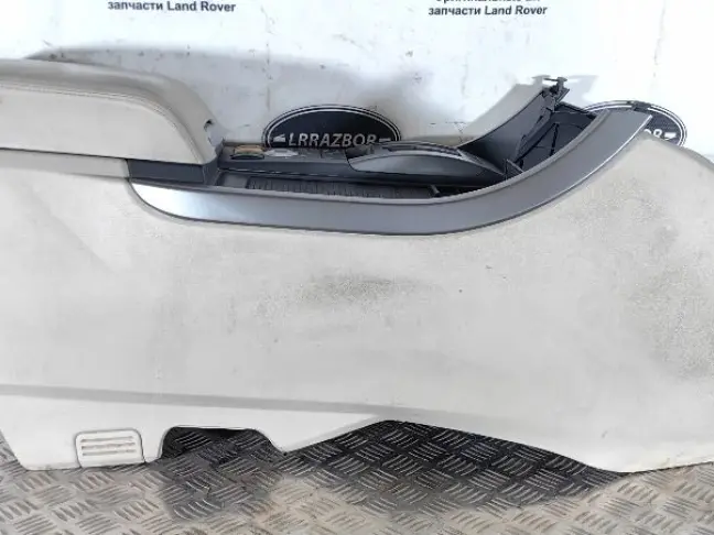 Консоль холодильник Range Rover Sport L320
