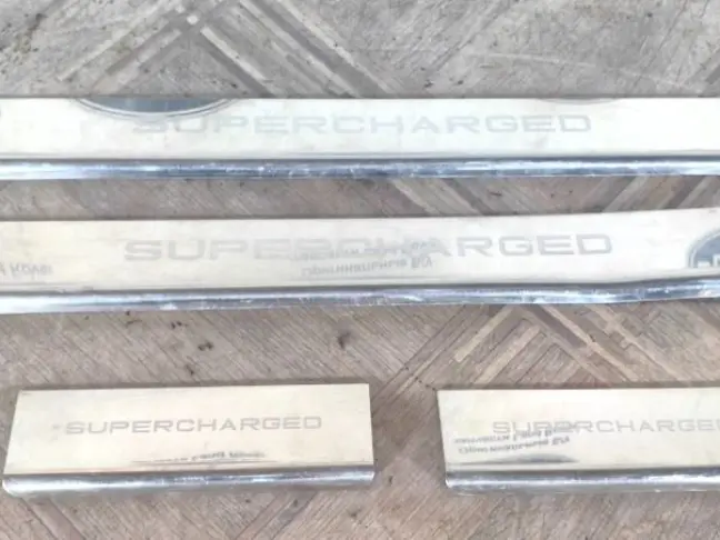 Накладка порога комплект Range Rover Sport L320