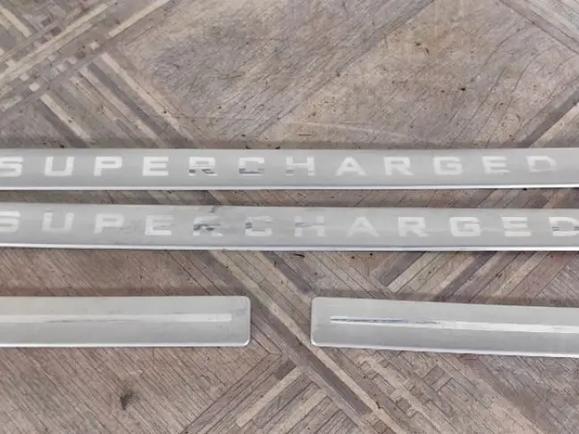 Накладка порога комплект Range Rover Sport L320