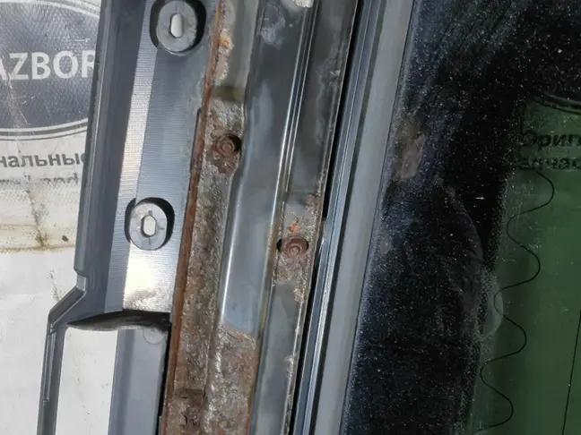 Стекло крышки багажника Range Rover Sport L320