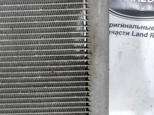 Радиатор дополнительный Range Rover Sport L320 4.2