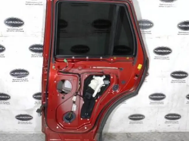 Дверь задняя правая Range Rover Sport L320 05-12