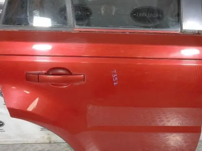 Дверь задняя правая Range Rover Sport L320 05-12
