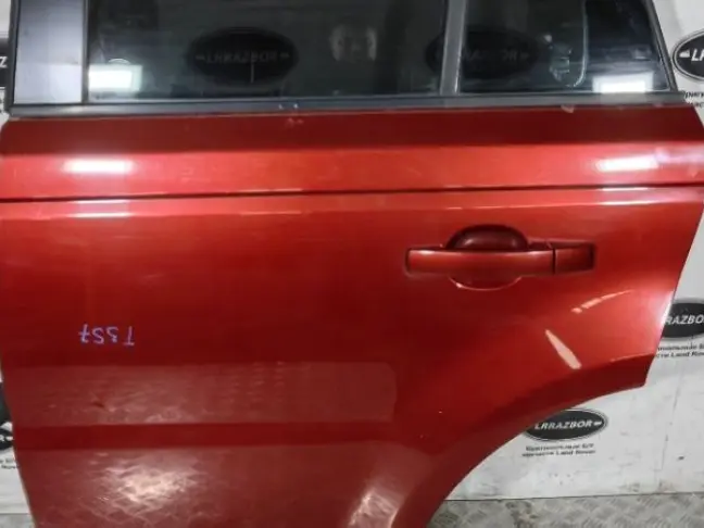 Дверь задняя левая Range Rover Sport L320