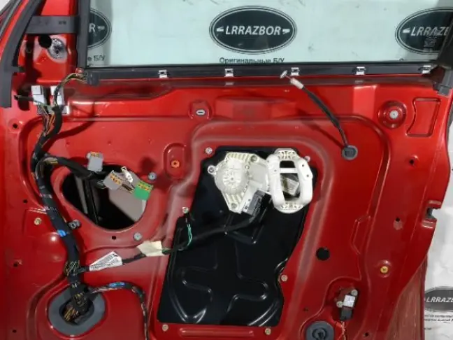 Дверь передняя правая Range Rover Sport L320 05-12