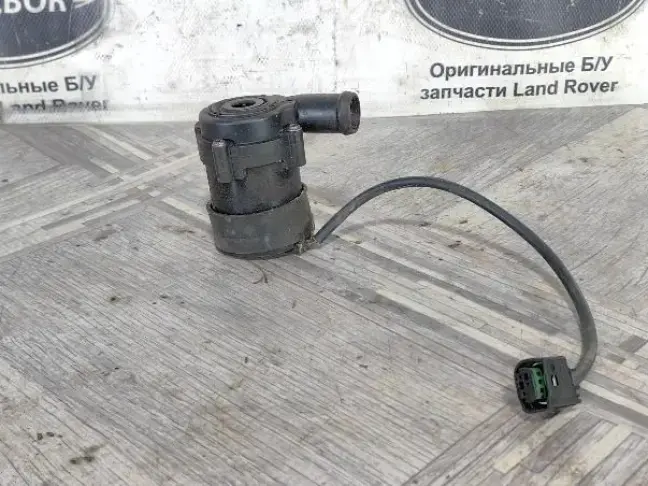 Дополнительная помпа Land Rover: симптомы неисправности и замена