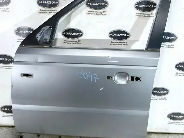 Передняя левая дверь Range Rover Sport L320
