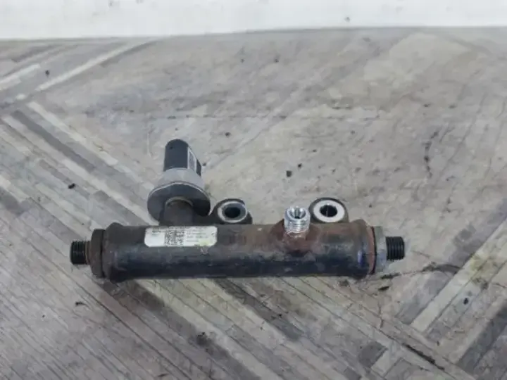 Топливная рампа Discovery 3 2.7 TDV6