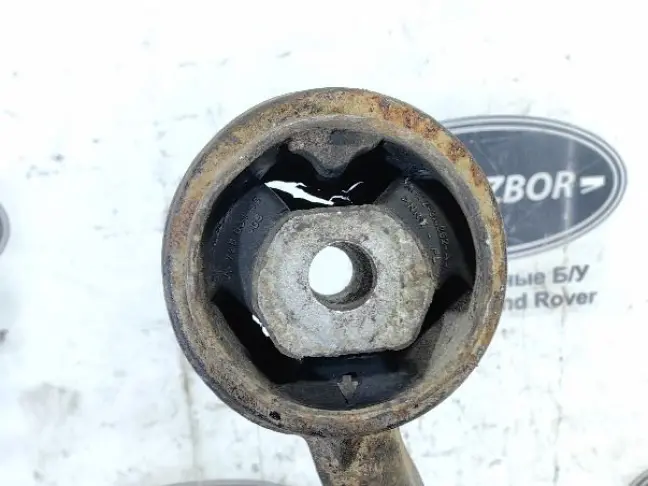 Рычаг передний нижний левый Range Rover L322 02-12: фото #4