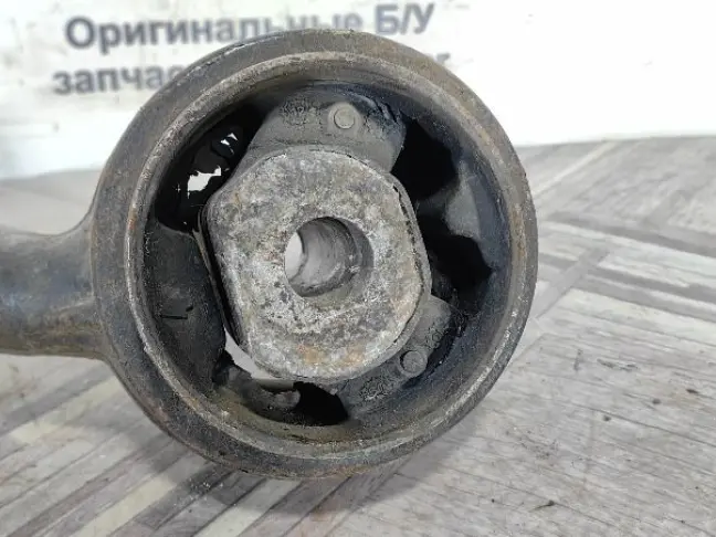 Рычаг передний нижний правый Range Rover 3 L322: фото #4