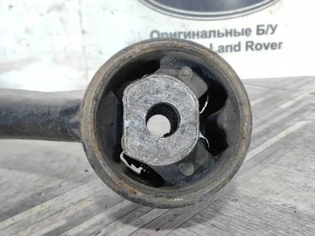 Рычаг передний нижний правый Range Rover 3 L322: фото #5