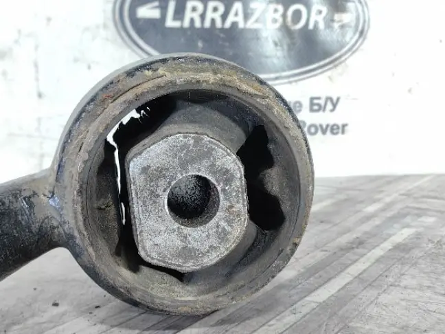 Рычаг передний нижний правый Range Rover 3 L322: фото #4
