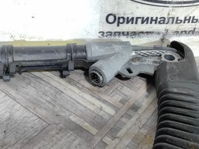 Преднатяжители ремня левый правый Range Rover L322: фото #4