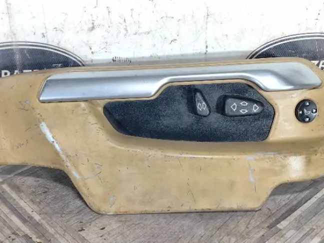 Накладка сидения Land Rover Range Rover L322 02-06: фото #1