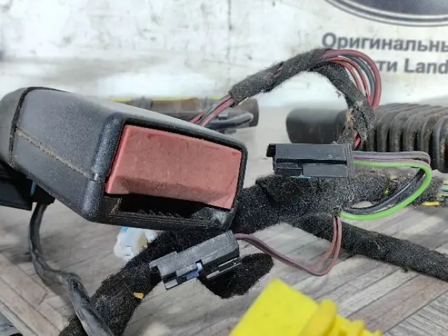 Преднатяжители ремня левый правый Range Rover L322: фото #8