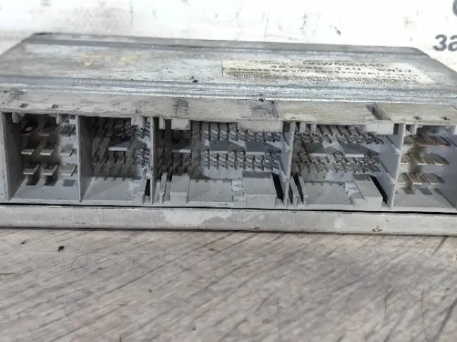 Блок управления раздаткой Range Rover 3 L322 02-05: фото #3