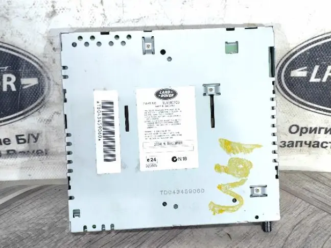 Блок управления магнитолой Range Rover L322 07-12