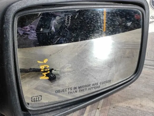 Зеркало правое Dodge RAM 1500 10-11 год