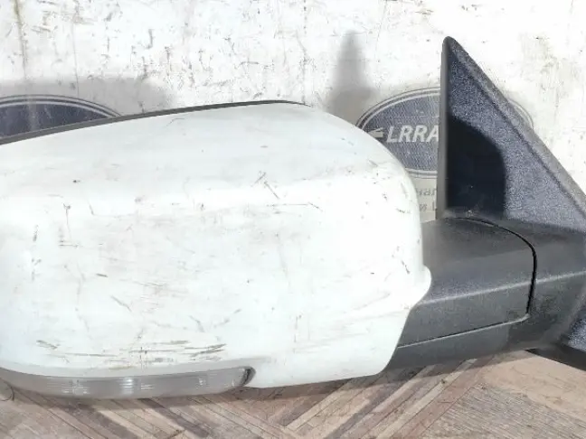 Зеркало правое Dodge RAM 1500 10-11 год