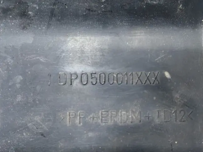 Заглушка бампера заднего DISCOVERY 3/4 L319