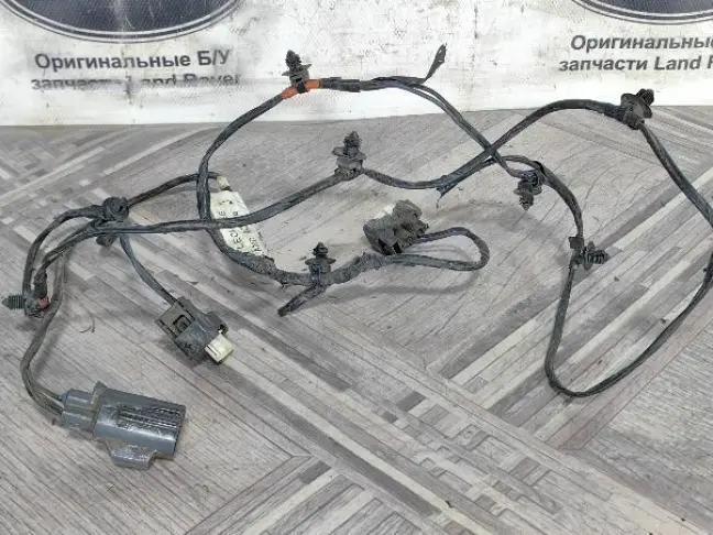 Проводка бампера переднего Discovery 3 L319 05-09