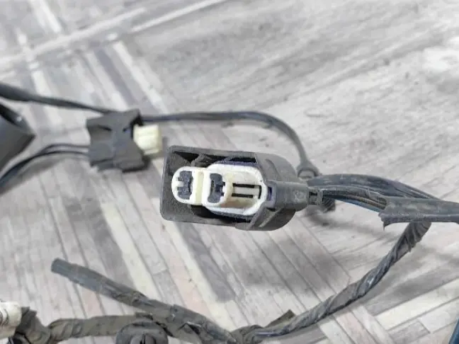 Проводка бампера переднего Discovery 3 L319 05-09