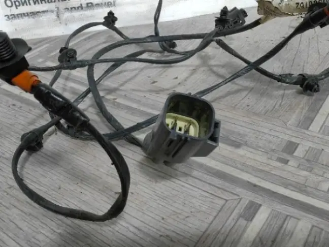 Проводка бампера переднего Discovery 3 L319 05-09
