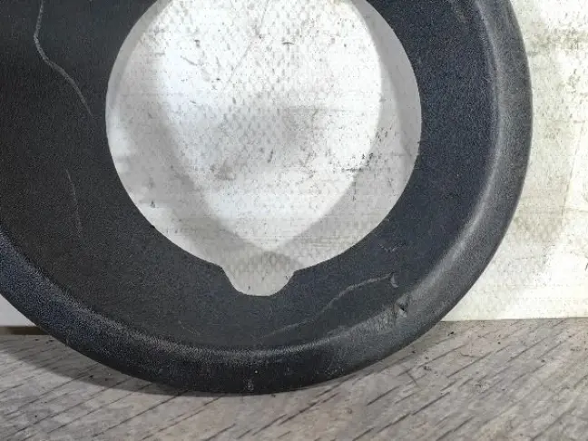 Рамка туманки правая DISCOVERY 3 L319 05-09