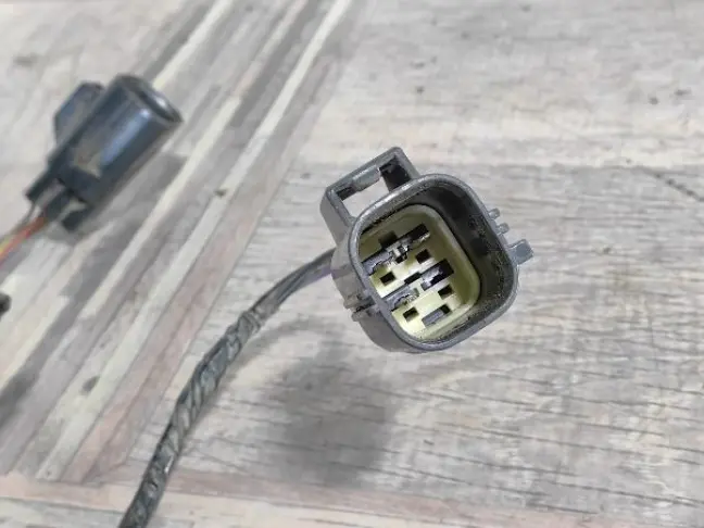 Проводка парктроников Discovery 3 L319 05-09