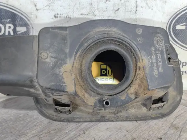 Лючок бензобака Land Rover DISCOVERY 3/4 L319