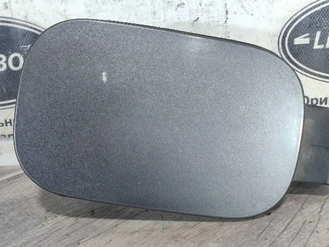 Лючок бензобака Land Rover DISCOVERY 3/4 L319