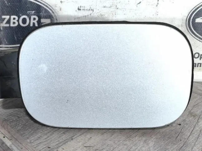 Лючок бензобака Land Rover DISCOVERY 3/4 L319