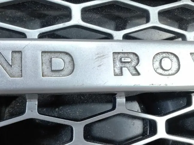 Решетка жабра левая Land Rover Discovery 4
