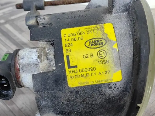 Тумана левая Land Rover Discovery 3 L319 05-09