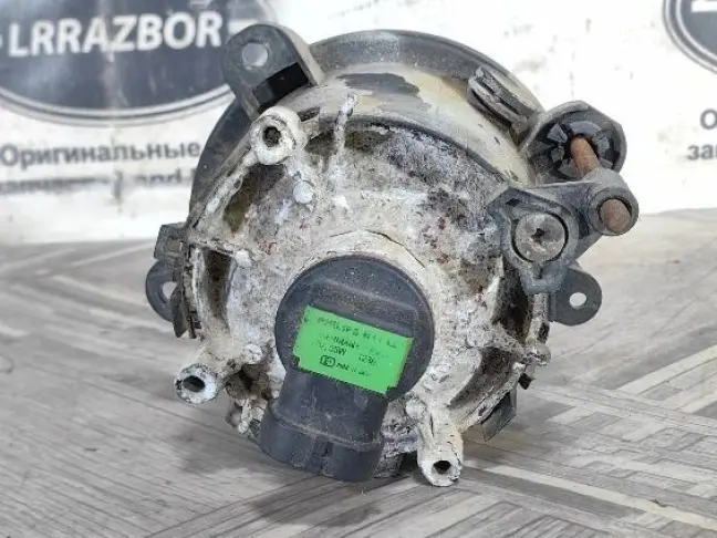 Тумана левая Land Rover Discovery 3 L319 05-09