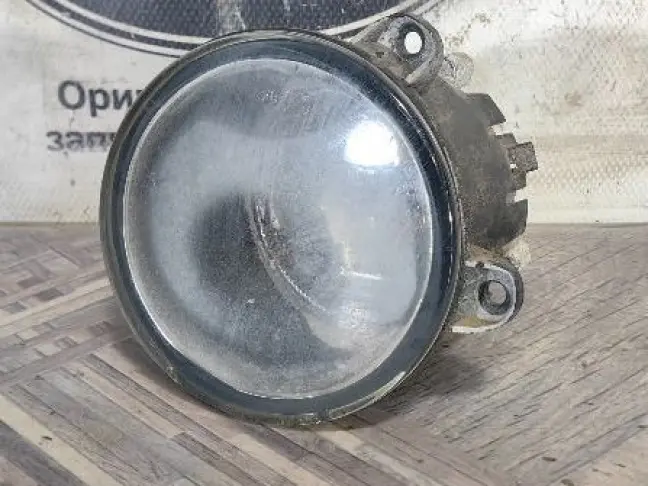 Тумана левая Land Rover Discovery 3 L319 05-09