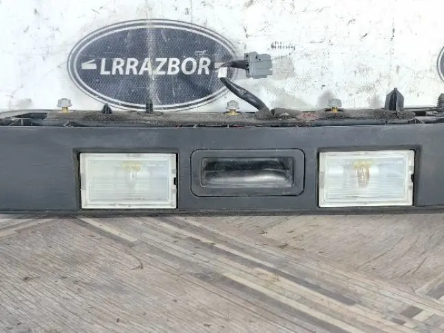 Ручка багажника Land Rover DISCOVERY 3 L319