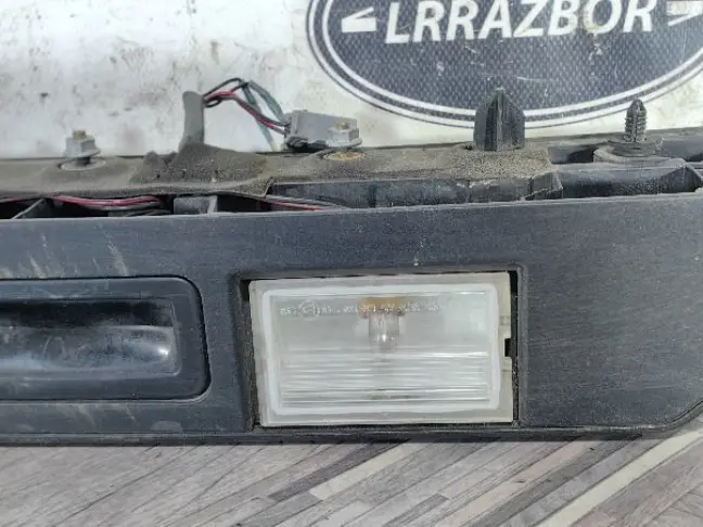 Ручка багажника Land Rover DISCOVERY 3 L319