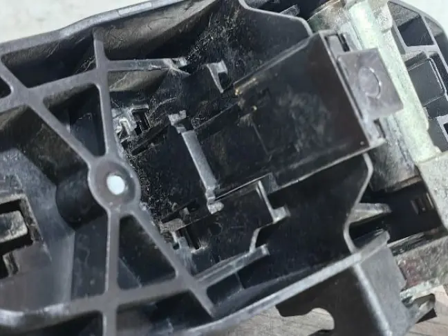 Ручка двери передней правой DISCOVERY 3 L319 05-09