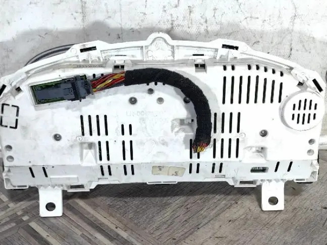 Панель приборов Land Rover DISCOVERY 3 L319 05-09