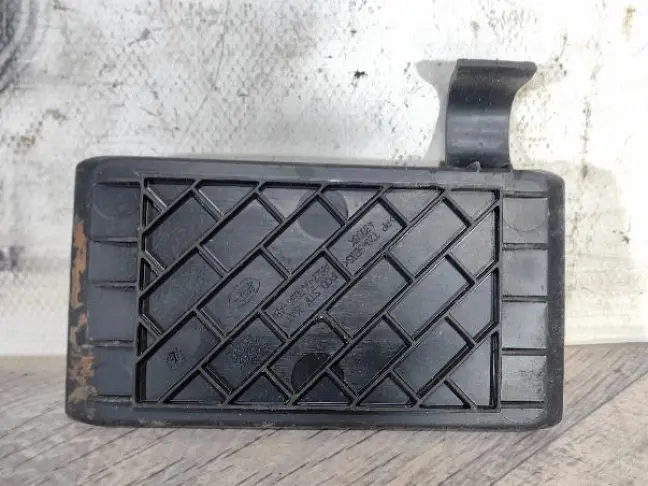 Коврик в подлокотник DISCOVERY 4 L319 09-12