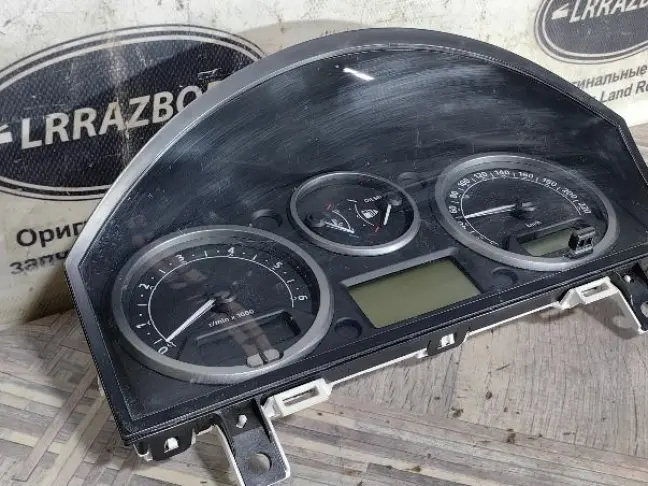 Панель приборов Land Rover DISCOVERY 3 L319 05-09
