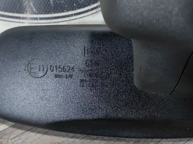 Зеркало салонное Land Rover DISCOVERY 3 L319 05-09