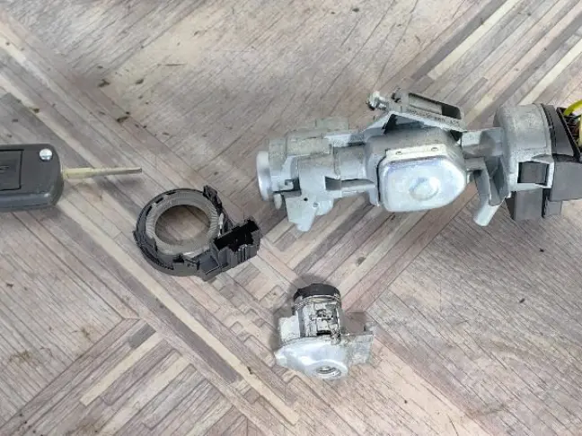 Блоки комплект  DISCOVERY 3 L319 05-09 4.4