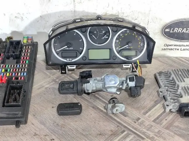 Блоки комплект  DISCOVERY 3 L319 05-09 2.7 EU4