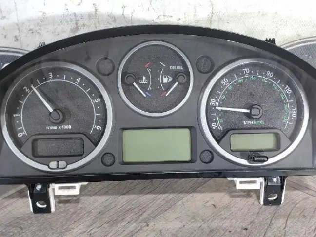 Панель приборов Land Rover DISCOVERY 3 L319 05-09