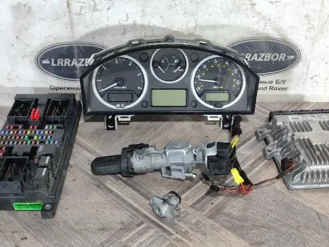 Блоки комплект  DISCOVERY 3 L319 05-09 2.7 EU4