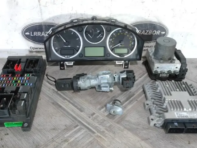 Блоки комплект  DISCOVERY 3 L319 05-09 2.7 EU4